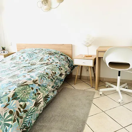 Sorbes - T3 - Spacieux Lumineux, Climatise Apartment *
